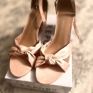 Brand new Report low  heels size 10